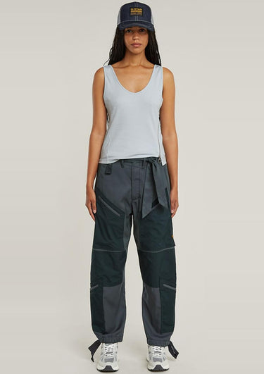 D26226-D275-H001 H001 | Asymmetrical Zip Slim Tanktop